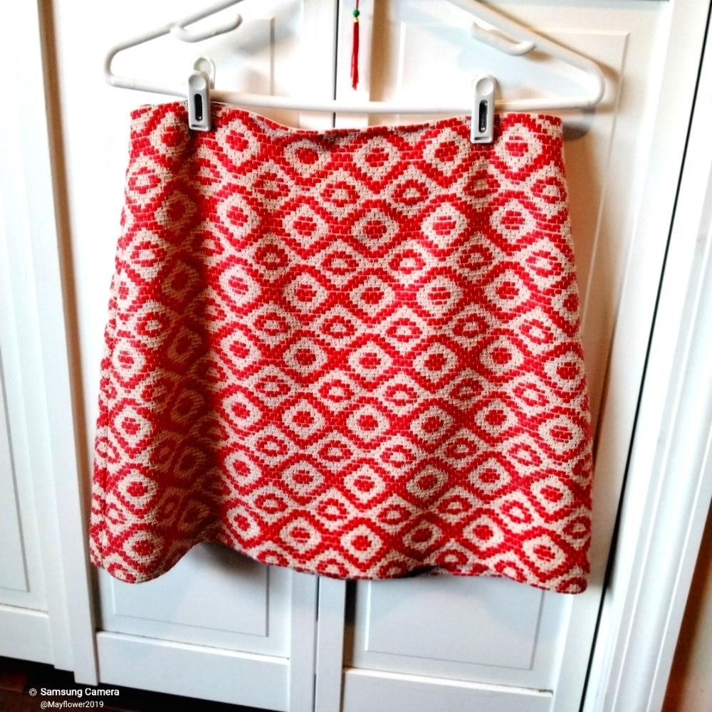 LOFT SKIRT, Great Condition, White and Orange Red